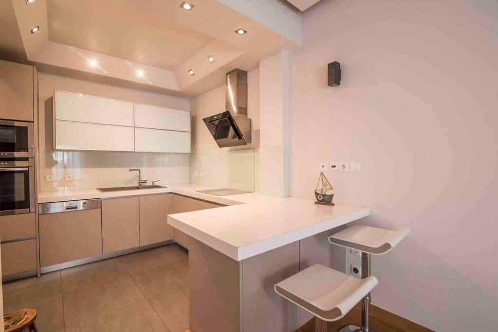 אתונה Luxury Living Apartment מראה חיצוני תמונה